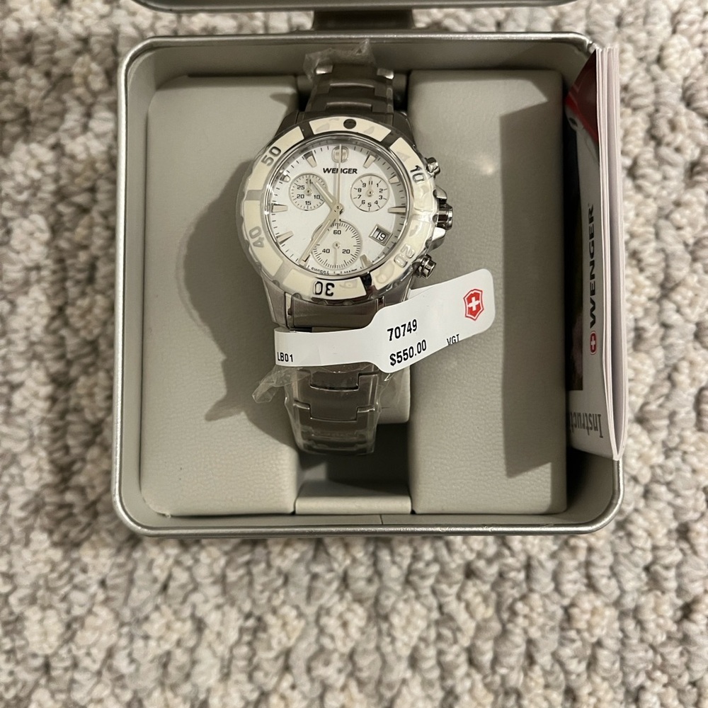 Wenger 70749 Women's New Watch NIB